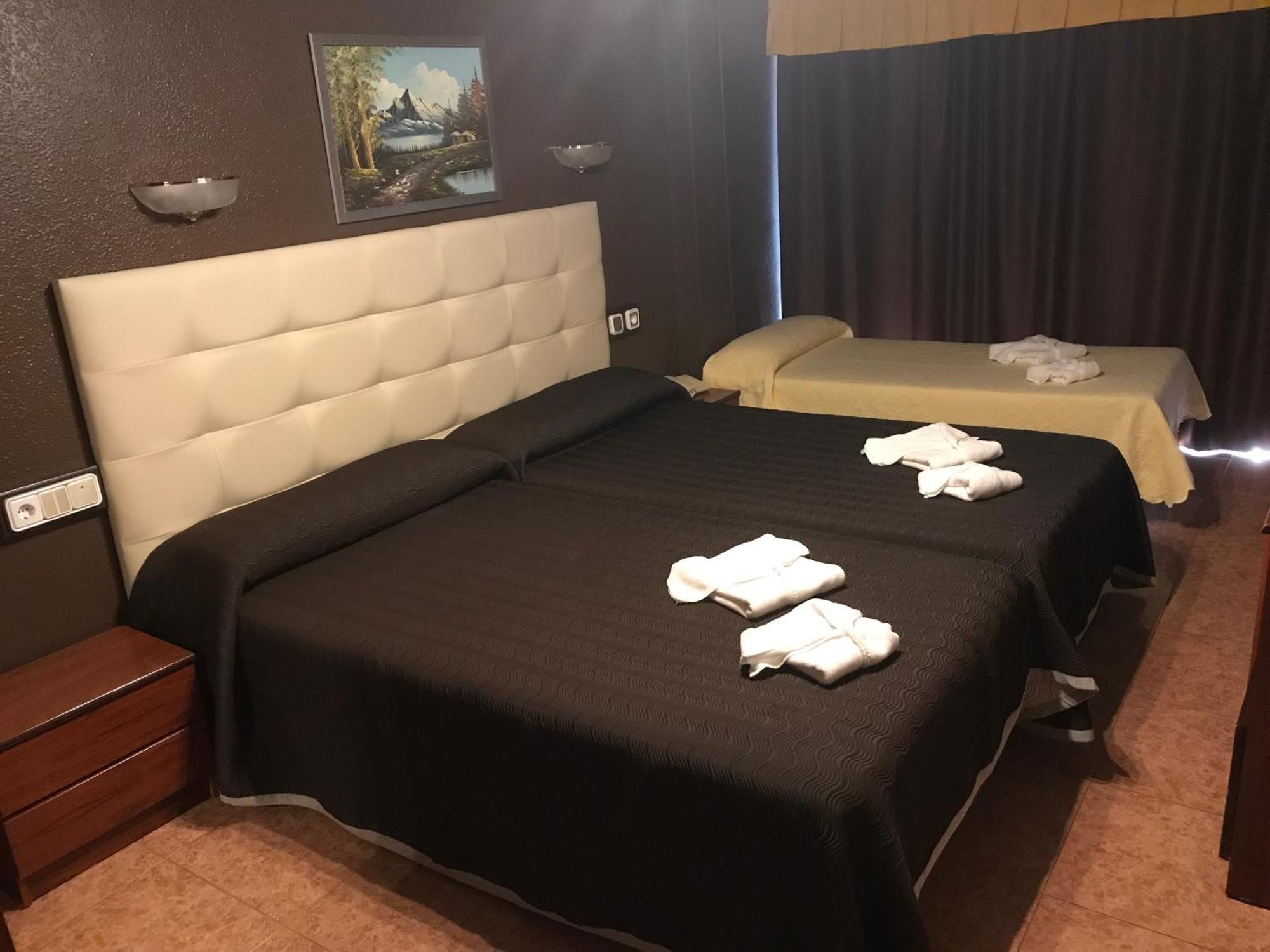 Hotel Gala โนฮา ภายนอก รูปภาพ