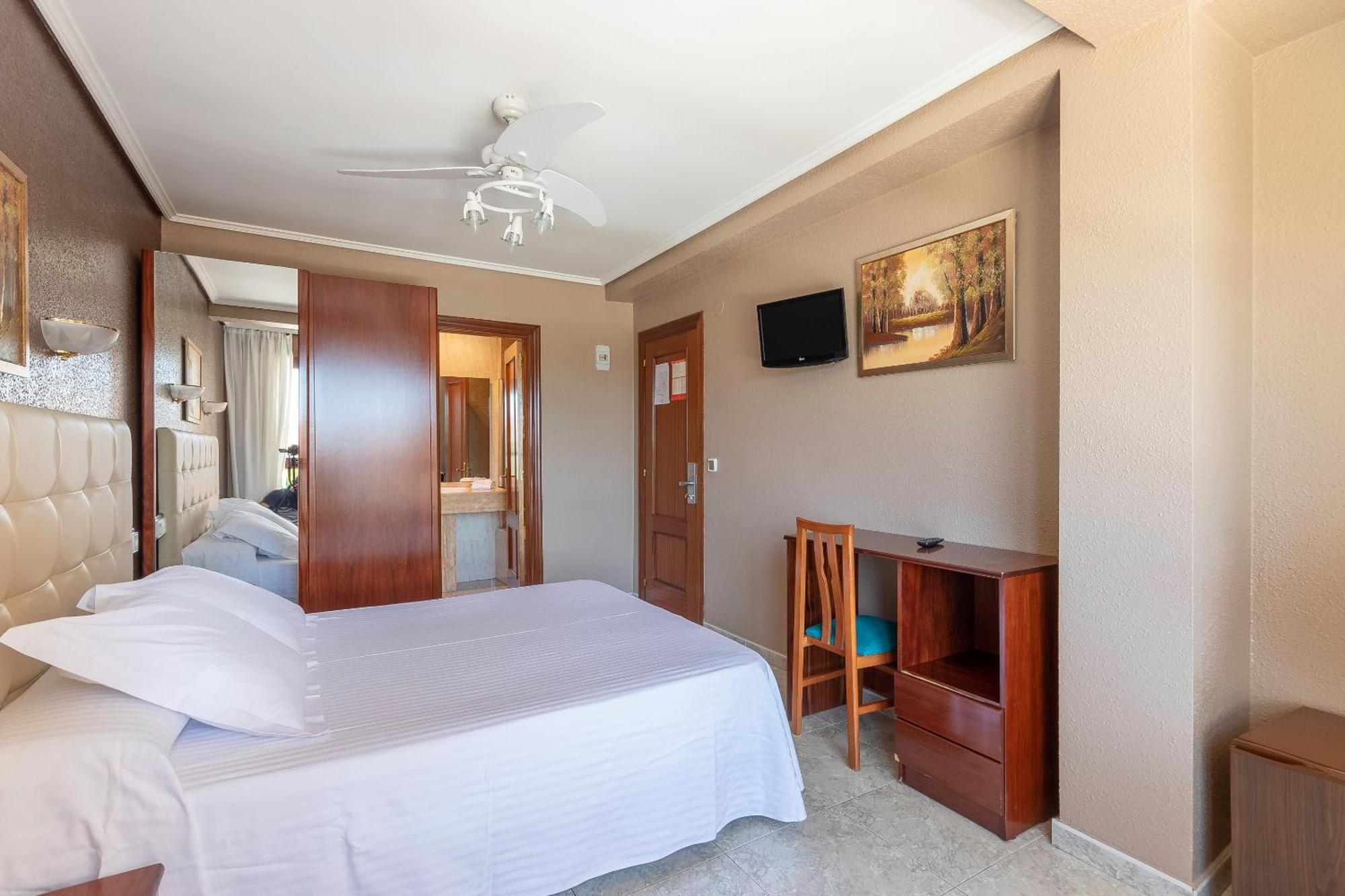 Hotel Gala โนฮา ภายนอก รูปภาพ